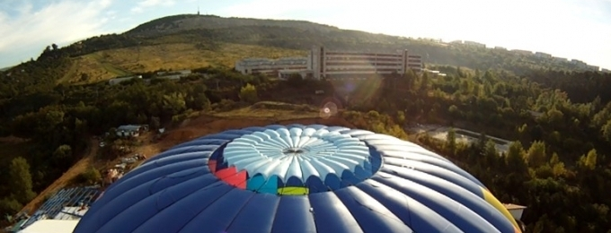 Vent on air balloon