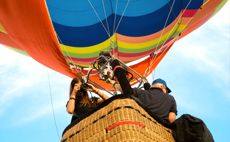  Floating in Time: How Long is a Hot Air Balloon Ride 