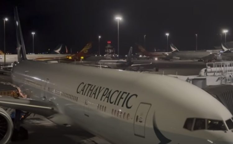  Flying High in Luxury: A Dive into Cathay Pacific First Class